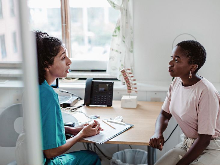 Read more about the article 8 Weeks Pregnant: Symptoms, Tips, and More